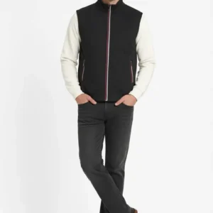 Men Solid Mandarin Neck Sweatshirt